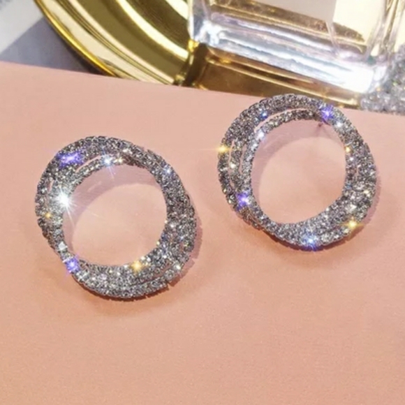 New Trendy Three Circles Silver Earrings - Picture 2 of 4